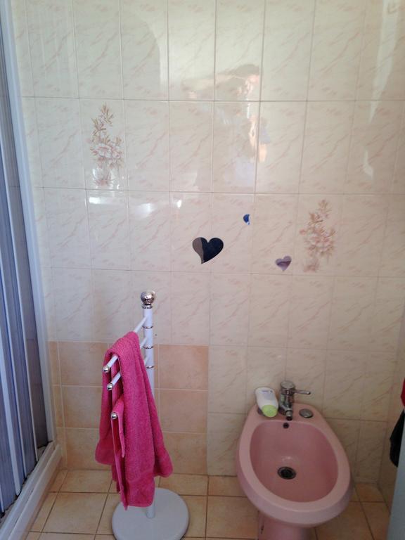 B&B Cagliari Ariosto กาญารี ห้อง รูปภาพ