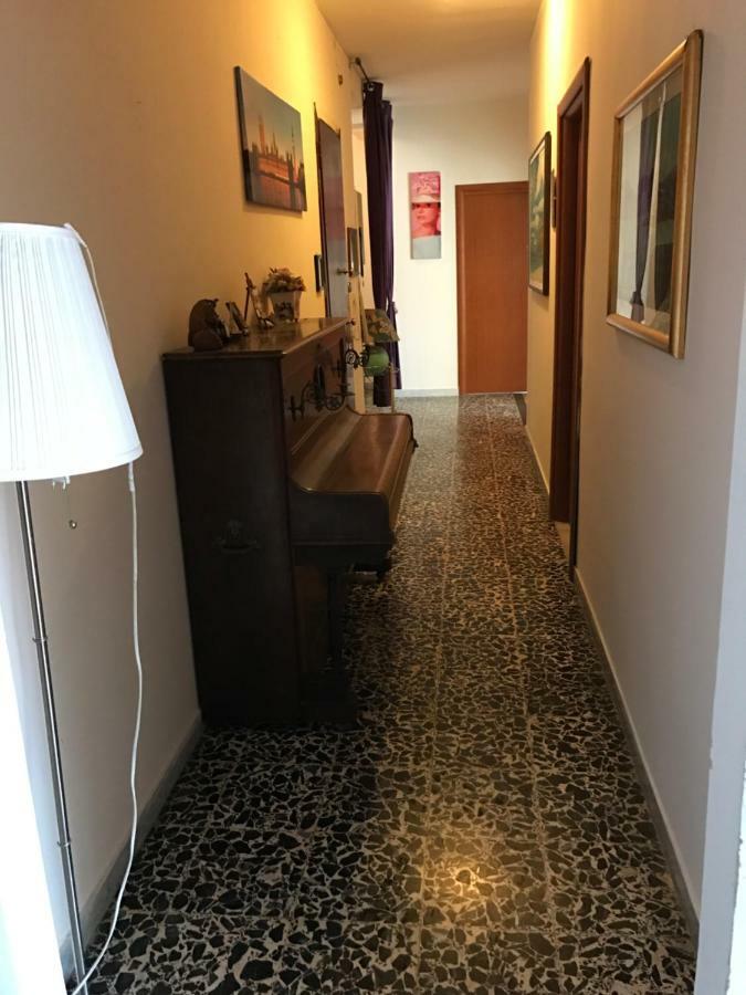 B&B Cagliari Ariosto กาญารี ภายนอก รูปภาพ