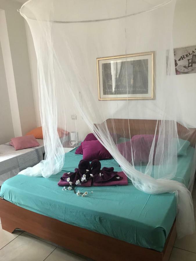 B&B Cagliari Ariosto กาญารี ภายนอก รูปภาพ