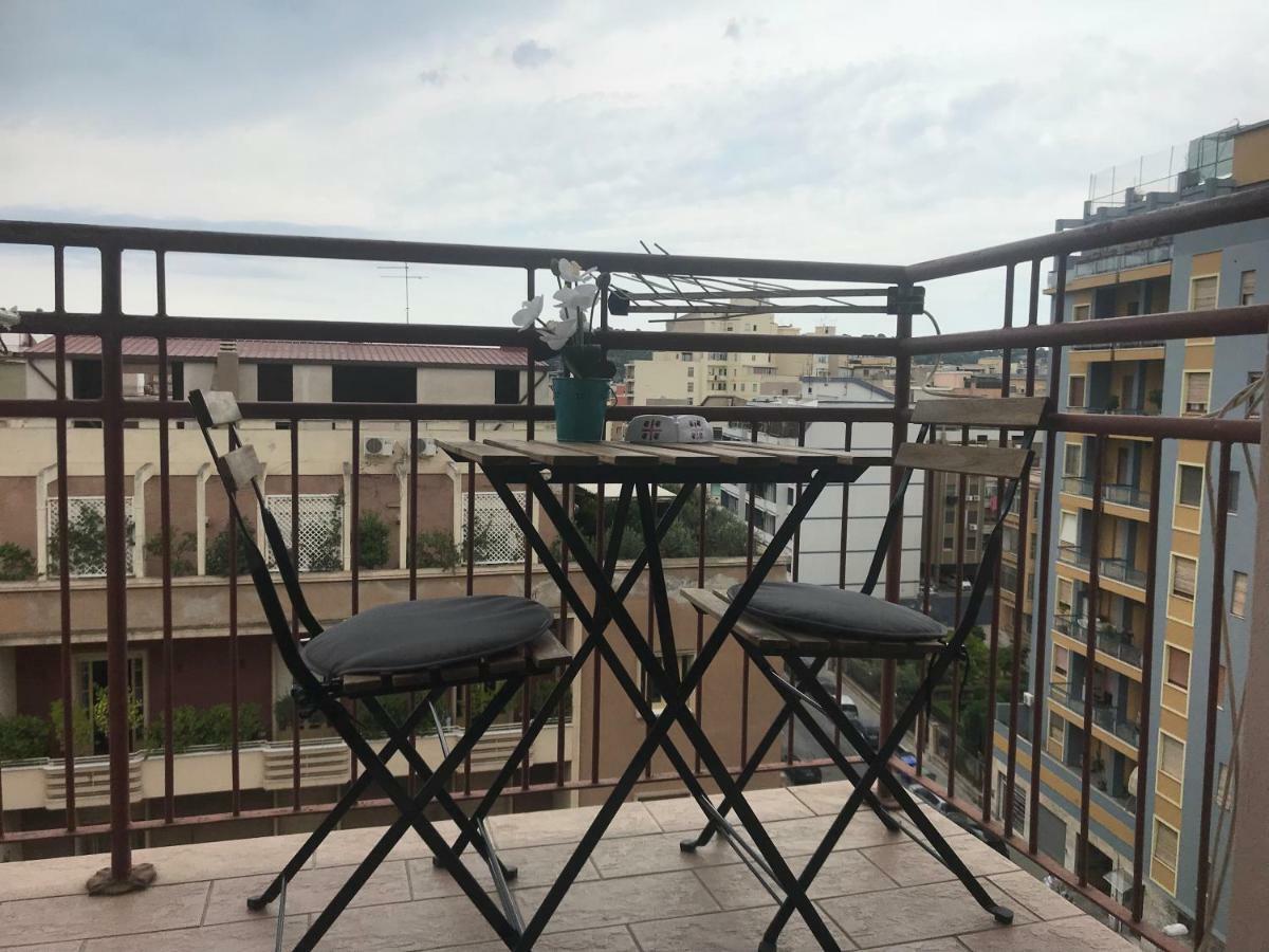 B&B Cagliari Ariosto กาญารี ภายนอก รูปภาพ
